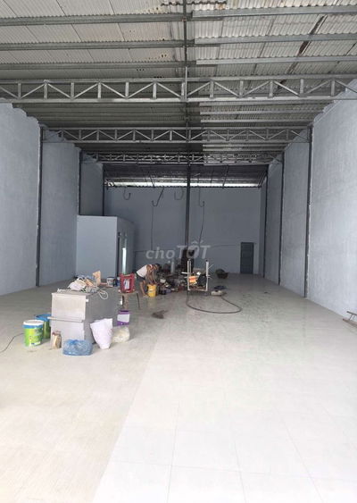 CHO THUÊ KHO,XƯỞNG 10X32M Y HÌNH, Đ XE LỚN LÊ TRỌNG TẤN