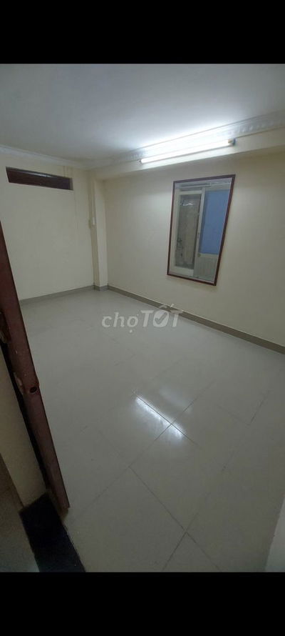 Phòng trọ 15m2, khép kín, lầu 1, ở trương quốc dung