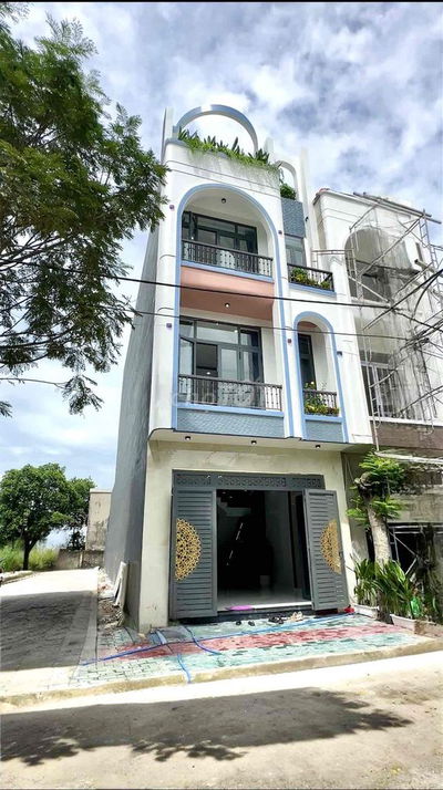 Nhà 3 Tầng 120m2 full thổ cư Thuận Giao Giảm Sâu 500tr còn 6tỷ200tr