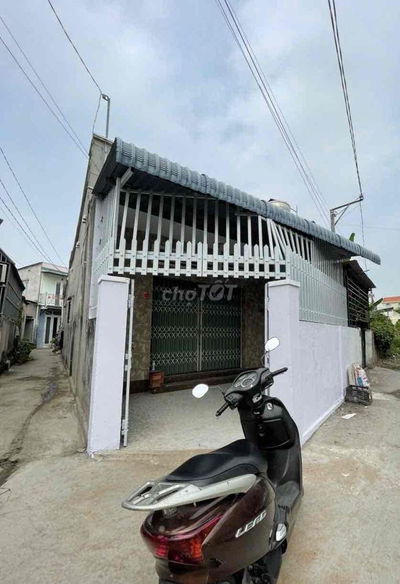 Nhà gần chợ TÂN VẠN 105m2 Sổ hồng,thổ cư(hoàn công nhà) - Giá 2ty430