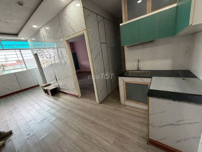 Cho thuê căn hộ CC Thái An, Nguyễn Văn Quá, Q12. Giá 5tr 44m2 1PN