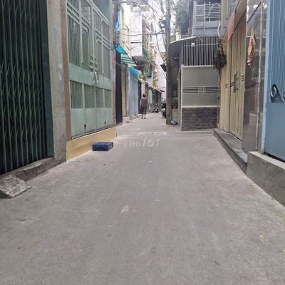 Hẻm 369 Lý Thái Tổ. Q10. 3x 12. 3 lầu.5phòng.4wc