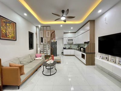 Nhà nguyên căn 5 tầng, 3 ngủ, 48 Yên Lũng An Khánh