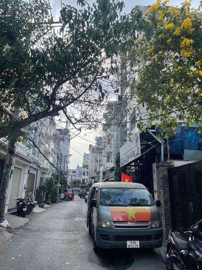 Bán nhà sát Gigamall đường Hiệp Bình, 4 tầng, hxh, nhỉnh 7 tỉ