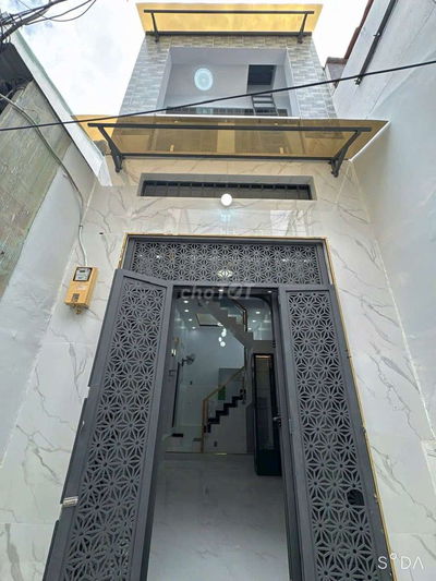 Bán nhà. Hẽm 3 m số 995/ Hồng Bàng ,p12 Q6