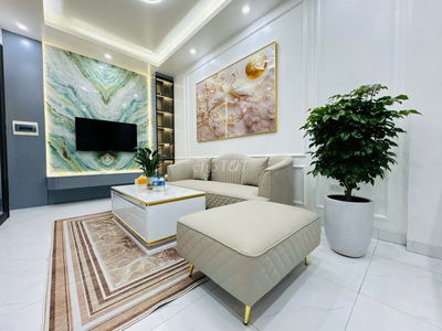 BÁN NHÀ MỚI PHỐ NGÕ QUỲNH 40m², 5 TẦNG,  CÁCH PHỐ 50M Giá: 8.3 TỶ