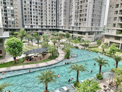 Bán căn 59m2, block B, view hồ bơi, tầng trung, cc westgate