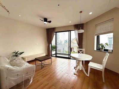 Căn Hộ Ban công/1PN Rộng 50m2 ngay Thăng Long - Nhà Ga T3 - Giải Phóng