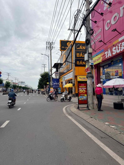 CẦN BÁN GẤP 261m MẶT TIỀN ĐƯỜNG