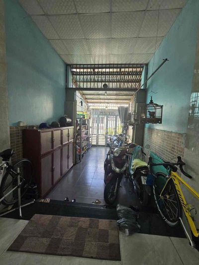 Bán gấp nhà Cn 75m2 ,hẻm xe hơi ,gần bệnh viện ưng bướu cơ sở 2 - Long