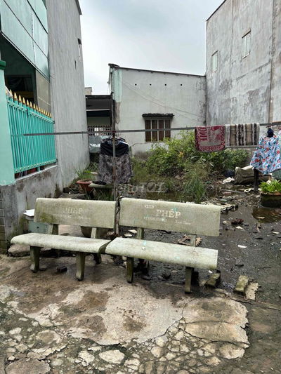 Đất bán 2tỷ3 100% thổ cư ( CÒN THƯƠNG LƯỢNG)( có sổ riêng)