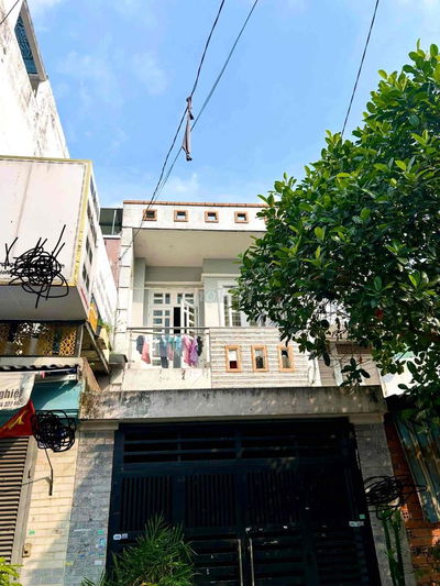 Cần bán nhà một trệt một lầu