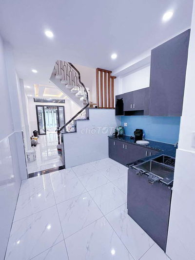 LÃNH BINH THANG GIÁP 3/2 - 45M² - NHÀ 3 TÂNG 4PN 🚘 THÔNG