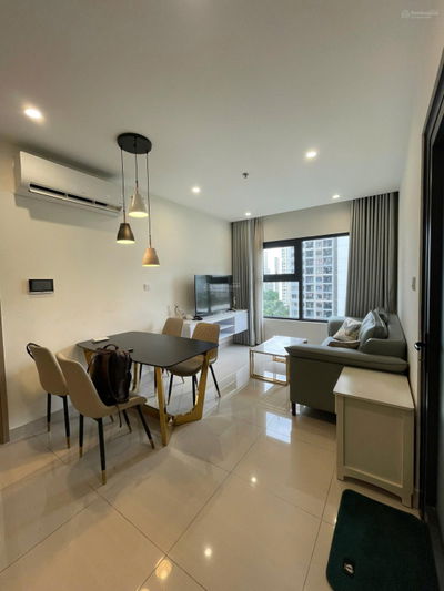 BÁN GẤP CĂN 2PN FULL NỘI THẤT ĐẸP, GIÁ RẺ NHẤT VINHOMES, SẴN SỔ CÔNG CHỨNG NGAY.