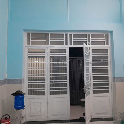 Nhà hẻm ô tô, 2 mặt hẻm