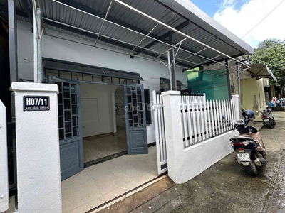 cần bán nhà c4 85m2 Hoà Thọ Đông Cẩm Lệ Nhà 2 phòng ngủ thoáng mát