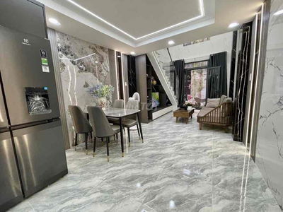 NHÀ MỚI CỨNG QUANG TRUNG - FULL NỘI THẤT - Ở NGAY