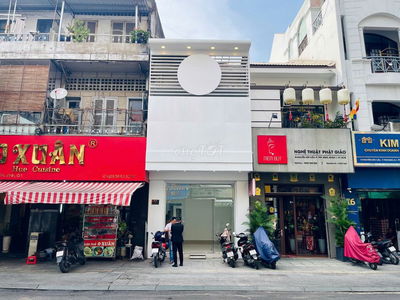 Cho thuê nhà Nguyễn Hữu Cầu Q1, 4x20m trệt lầu mới ✨🏠