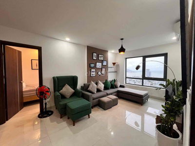 căn hộ 2 PN đầy đủ nội thất, hồ bơi chung