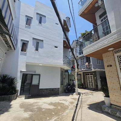 NHÀ 3 TẦNG GÓC KINH DOANH SPA,TẠP HOÁ KHU DÂN CƯ AN NINH.