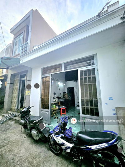 Nhà đường Phan Văn Hớn Quận 12 - Hẻm Xe Hơi - Sổ Hồng 45m2 - Giá Tốt