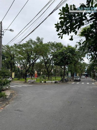 Bán đất tặng cấp 4 mặt tiền Trần Kim Bảng ngay công viên. Khu vực sống cực đỉnh.