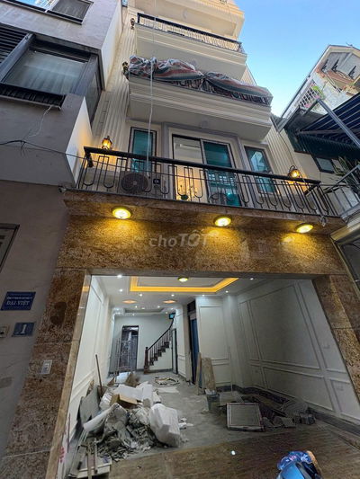 BÁN NHÀ DƯƠNG QUẢNG HÀM –  NGÕ Ô TÔ – 1 NHÀ RA PHỐ – 5 TẦNG THANG MÁY