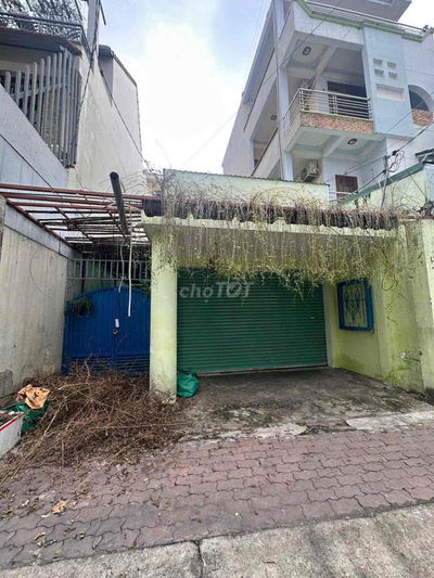 CHO THUÊ MB KD NGAY NGÃ 4 THỦ ĐỨC