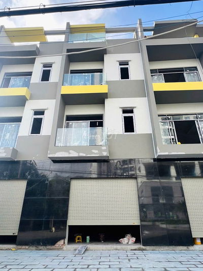 Cần tiền cuối năm cắt lỗ sâu - Bán nhà phố mặt tiền đường giáp QL1K