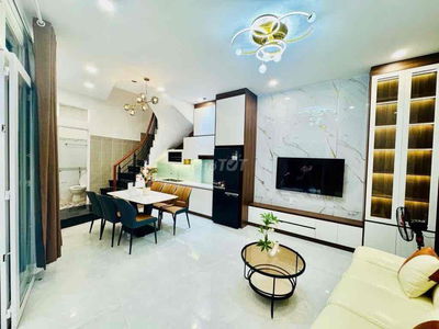 MẶT TIỀN THỤT 4 TẦNG chỉ 7ty9  - NGAY CÔNG VIÊN GIA ĐỊNH