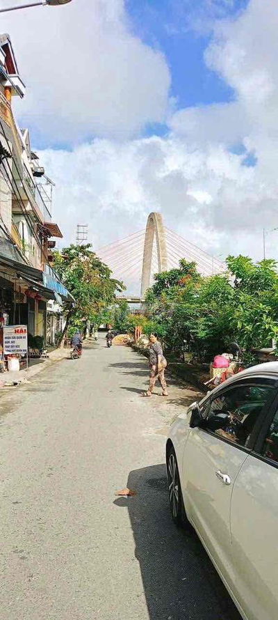 Bán lô đất MT số 44 Trường Chinh Vị Trí KD Buôn Bán Ok