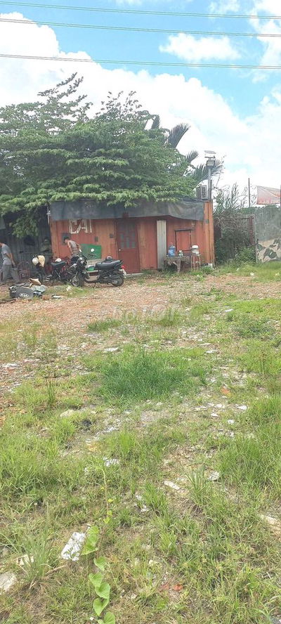 Cho thuê 1000m2 đất