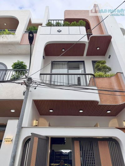 SỐC! CHỈ 3.68 TỶ CÓ NHÀ LÊ QUANG ĐỊNH 46m2 - Cách 2 căn ra mặt tiền, 3PN, Sổ riêng