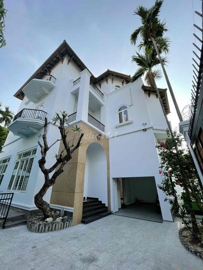 CHO THUÊ VILLA 3/4 QUỐC HƯƠNG PHƯỜNG THẢO ĐIỀN QUẬN 2