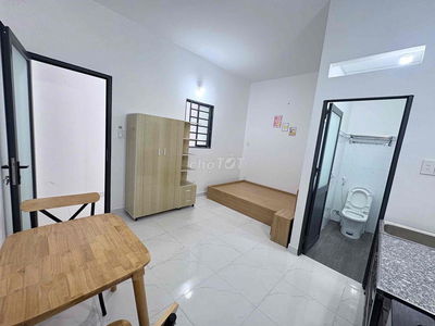 💴 GIÁ 3tr3 - 1P FULL NT cuối cùng  📍 HẺM 145 Vườn Lài, An Phú Đông