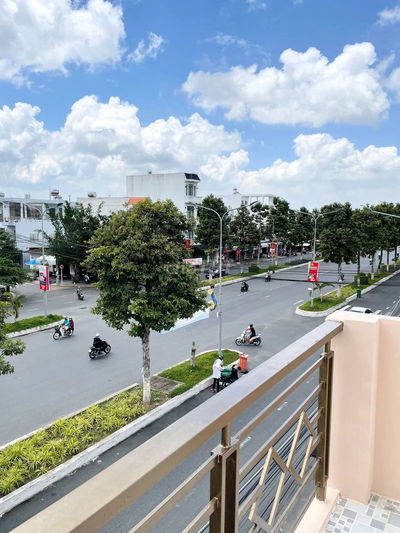 Bán nhà mặt tiền đường Lê Văn Sỹ, Long Xuyên, An Giang