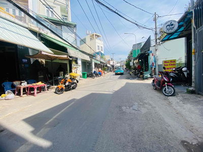 Nhà mặt tiền KD 66.2m2, 3 tầng, Bùi Quang Là, chưa tới 7 tỷ