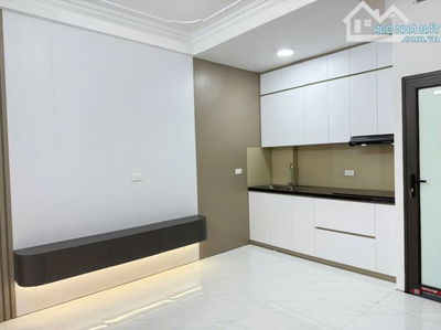 Chính chủ bán nhà số 2C, ngõ 559/14/28 Kim Ngưu, 5 tầng, 3 ngủ, chỉ 4,95 tỷ