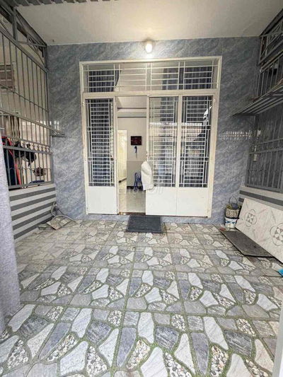 Nhà mới 4x20 2 phòng gần Svs qk9