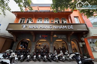 Cho thuê mặt phố Trung Hòa 170m2 x 6 tầng - mặt tiền 6.5m - Phù Hợp Nhà Hàng