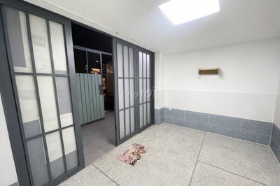 CHO THUÊ PHÒNG TẦNG TRỆT RIÊNG BIỆT, CÓ SÂN RỘNG RÃI