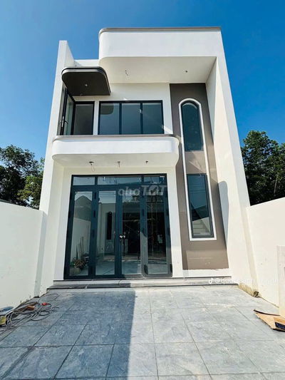 bán nhà lầu lửng 3p ngủ giá chỉ 1 tỷ 5 sổ hồng riêng gần chợ thạnh phú