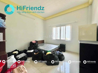 CHO THUÊ 2 PHÒNG NGỦ 4 NGƯỜI Ở NGAY LOTTE MART - CV LÀNG HOA - VL3