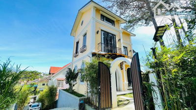 Bán Villa Sân vườn Khe Sanh 733m2 - 15,5 tỷ