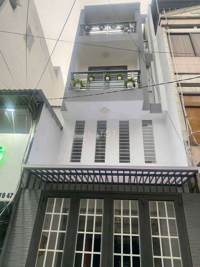 >10 tỷ Hẻm nhựa 8m 543 Nguyễn Đình Chiểu dtsd 120m XD 4 tầng mới đẹp