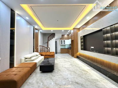 Chính chủ cần bán nhà ngõ 83/21 Phúc Lợi: 40m2, 5 tầng, 8.3 tỷ, full nội thất, 2 thoáng