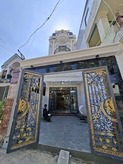 BÁN NHÀ MẶT TIỀN GẦN BIGC GO DĨ AN , TPHCM