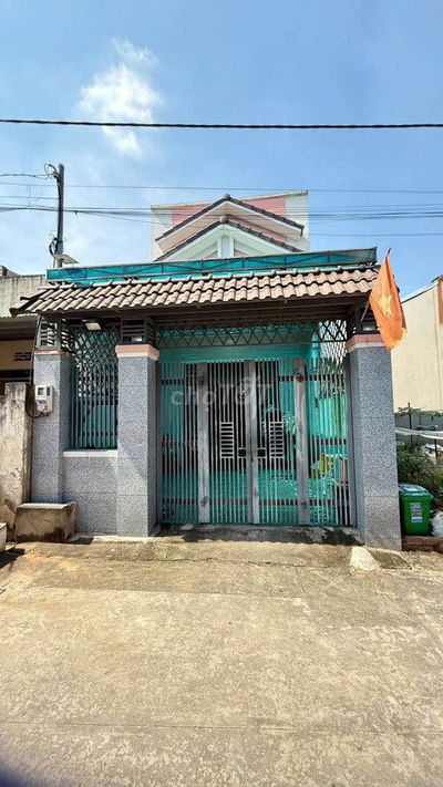 Bán gấp căn nhà ở Nguyễn Thị Rõ , Tân An Hội 92m2- SHR -giá chỉ 710Tr