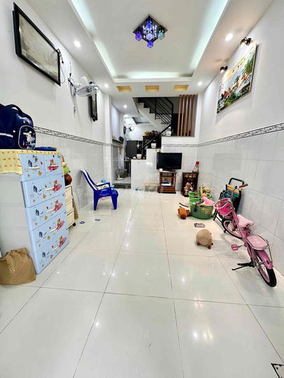 Nhà Đẹp 3 Tầng 45m2-Mã Lò-3 Phòng Ngủ-Hẻm Xe Hơi