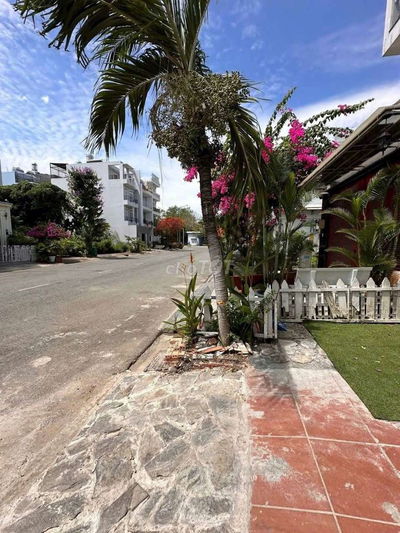 Cho thuê căn hộ dịch vụ studio ban công tại Q7